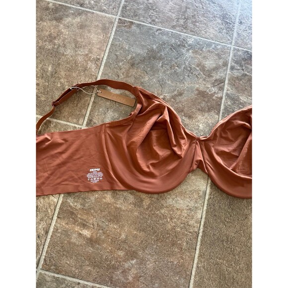 Skims Smoothing Intimates Full Coverage Bra Bronze Size 42DDDD - Picture 7 of 8